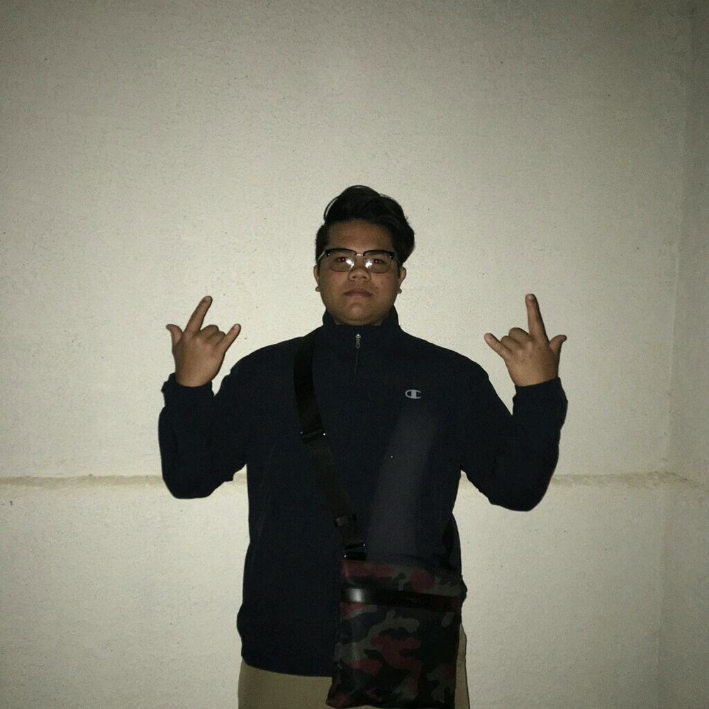 Meet your Posher, Makana